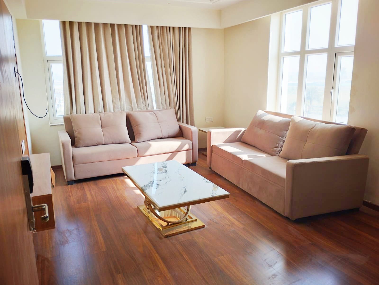 WhatsApp Image 2025-12-07 at 21.19.00_262b7f96