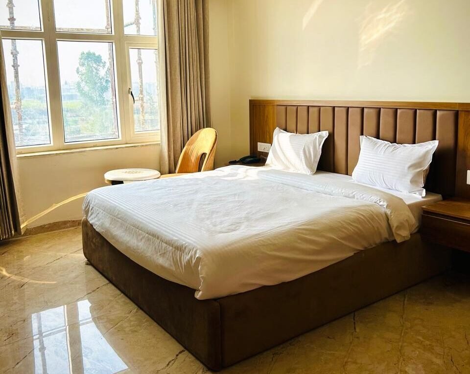 WhatsApp Image 2025-12-10 at 18.21.49_5397fb9f